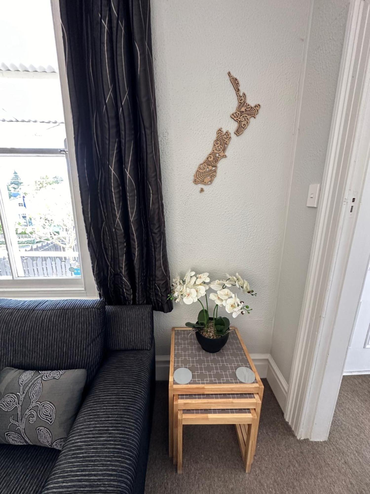 Renwick In The City Nelson, 10Min Walk To City Centre, Full Kitchen, Fast Fibre Wifi, Drive 13Min To Airport, 5Min To Hospital, Quiet Street, Dog Friendly Luaran gambar