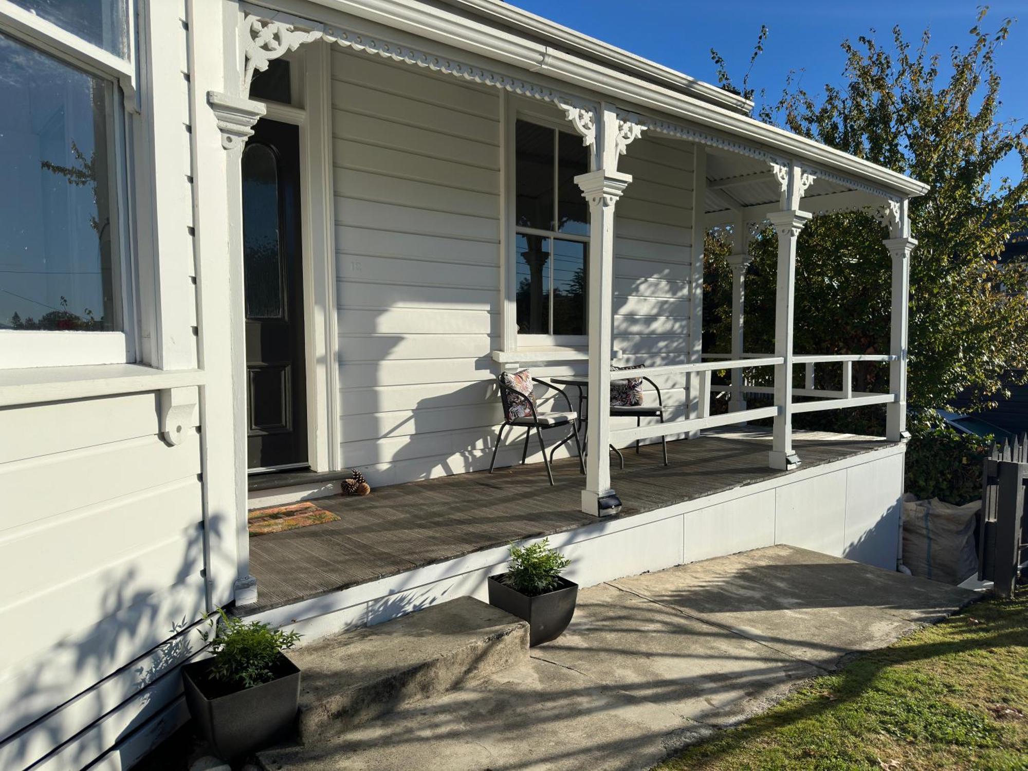 Renwick In The City Nelson, 10Min Walk To City Centre, Full Kitchen, Fast Fibre Wifi, Drive 13Min To Airport, 5Min To Hospital, Quiet Street, Dog Friendly Luaran gambar